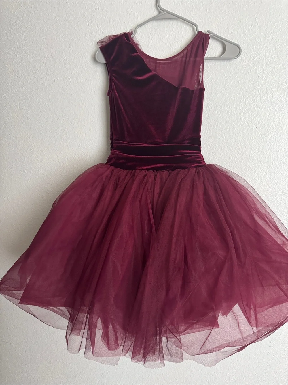 Weissman Burgundy Leo Tulle Dance Costume size children’s XL